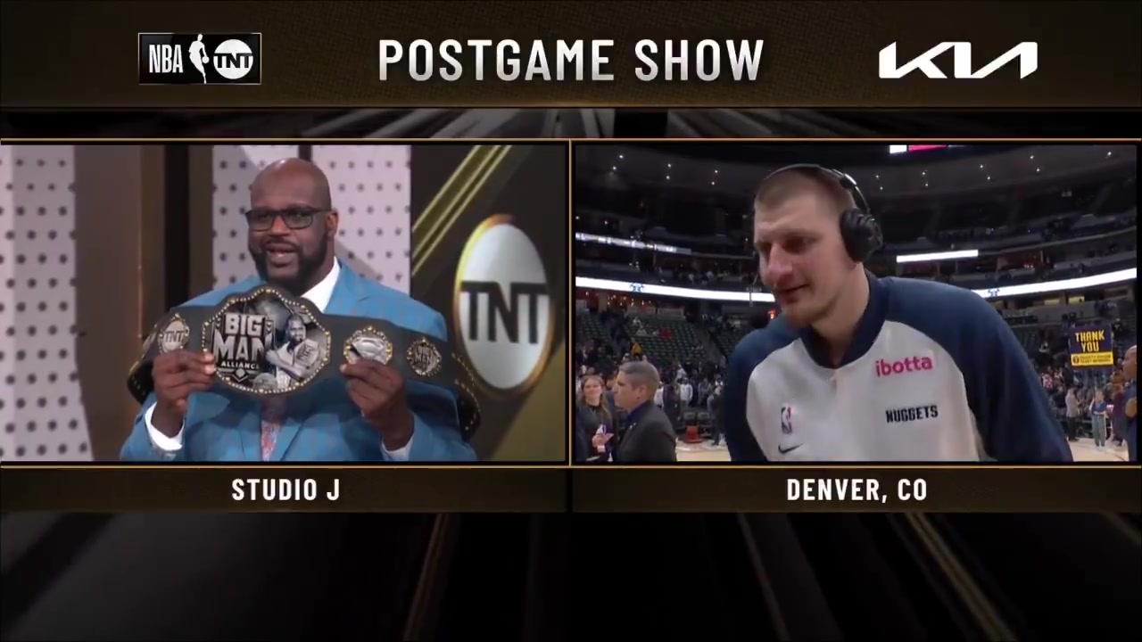 DB电子官网奥胖送约基奇大个子腰带：作为大个子主席 送联盟最佳大个子礼物~