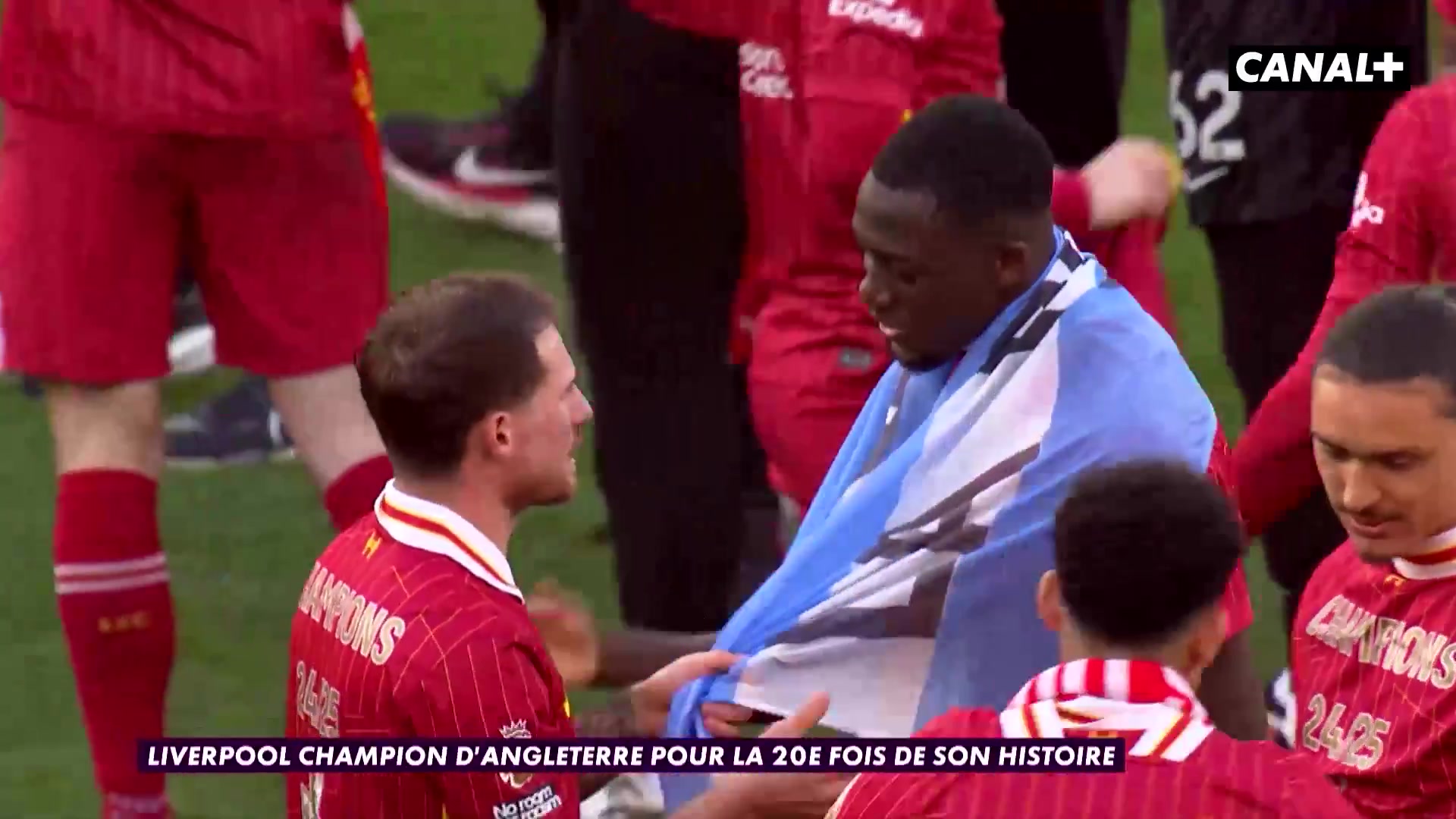 DB视讯百家乐让我咋回国家队😂麦卡利斯特给法国国脚科纳特披上阿根廷国旗